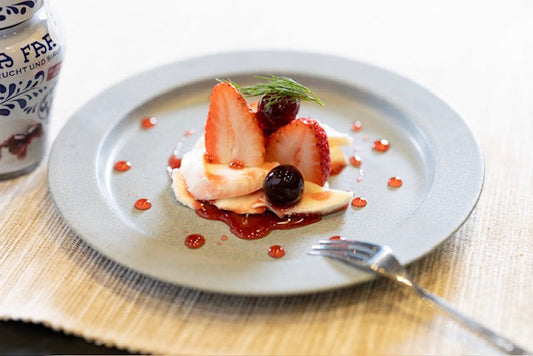 いちごとアマレーナ🍓🍒Strawberries & Amarena Cherries